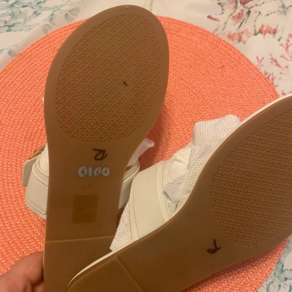 Tory Burch Marsden Sandal - Picture 10 of 16